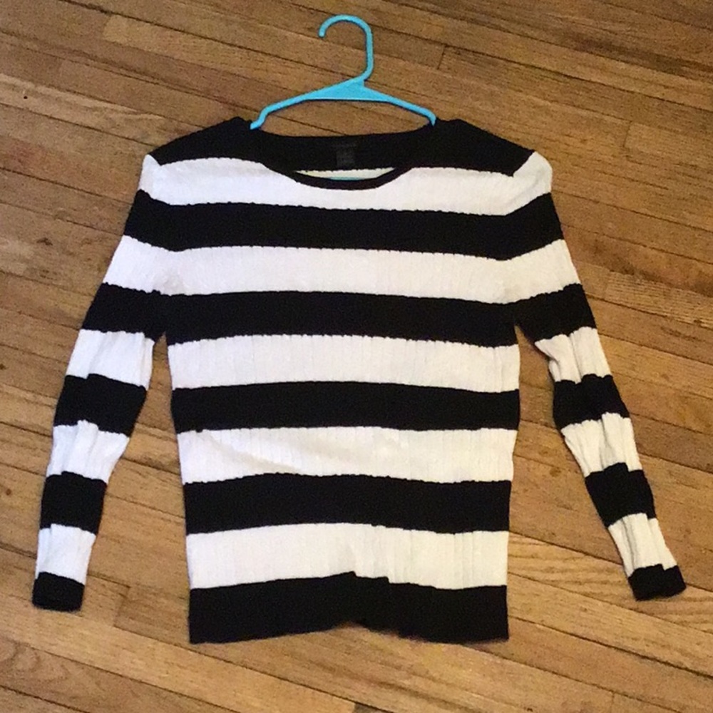 Express long sleeve sweater.